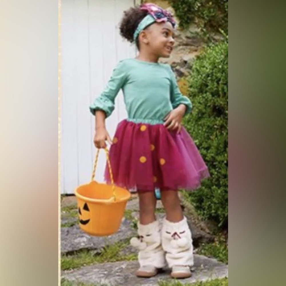 Girls costume